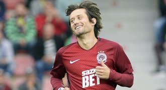 Rosa je frajer! Hvězdný fotbalista daroval vítězný dres do dobročinné aukce