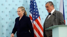 Hillary Clinton s Karlem Schwarzenbergem