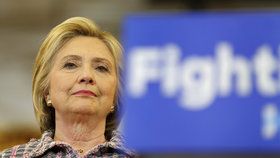 Ministerstvo zahraničí USA pomůže Hillary: Kompromitující data zveřejní až po volbách