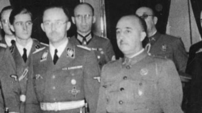 Heinrich Himmler u španělského vůdce Franka v Madridu v roce 1940. Tehdy s ním měly putovat do Německa i vzácné poklady Vizigótů. 