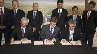 Za zavřenými dveřmi: Britové podepsali s Číňany a Francouzi dohodu o výstavbě nové jaderné elektrárny