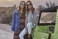 Hippie móda: Třásně, batika a etno vzory jsou zpět!
