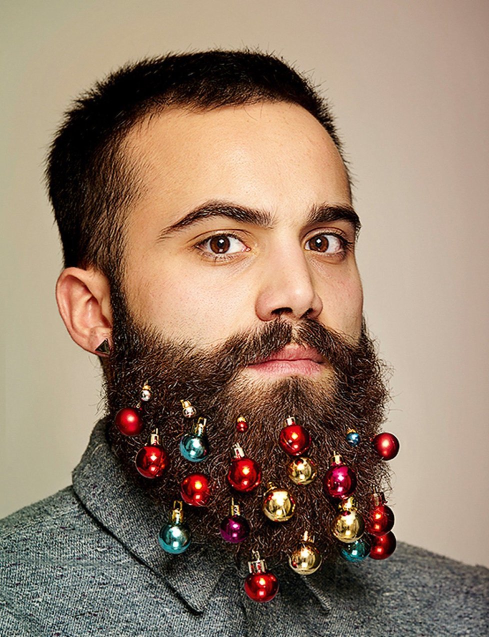 Vánoční ozdoby do vousů jsou pro hipstera ráj.