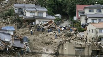 Fotografie dne: Část Hirošimy zalilo bahno, 27 mrtvých a 10 nezvěstných 