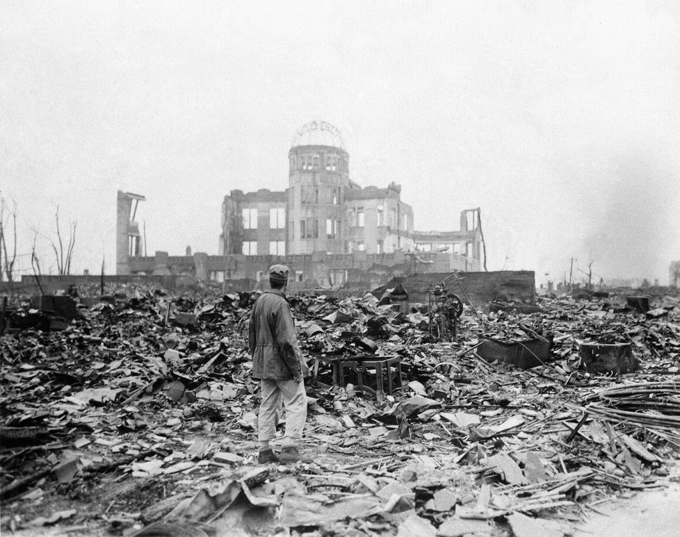 Hirošima po zásahu atomovou bombou.