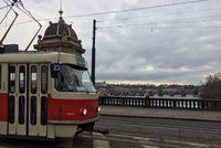 MHD v Praze pojede do 12. ledna jako o prázdninách: Dopravnímu podniku chybí řidiči