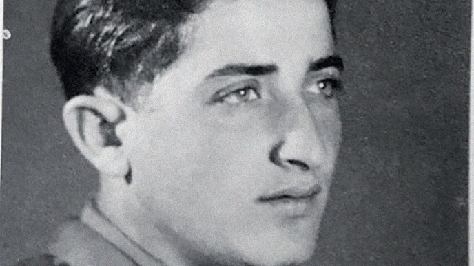 Jehuda Lerner během povstání v Sobiboru zneškodnil dva esesáky Jehuda Lerner během povstání v Sobiboru zneškodnil dva esesáky