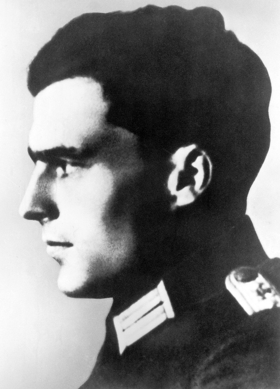 Plukovník von Stauffenberg se pokusil zkrátit beznadějnou válku atentátem na Hitlera.