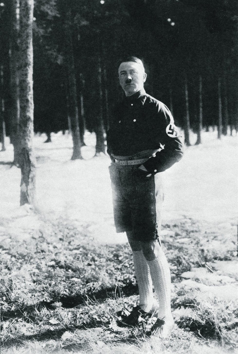 Vzácná fotografie Adolfa Hitlera pořídil jeho dvorní fotograf Heinrich Hoffmann