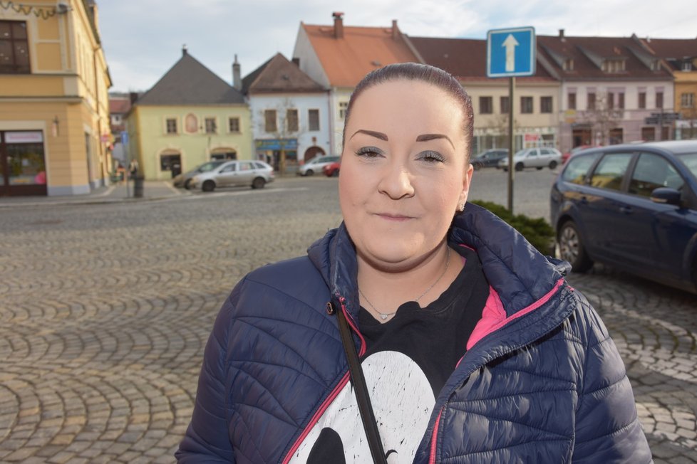 Soňa Lukáčová (34) bydlí v Sušici osm let a nikdy si postavy Hitlera nevšimla.