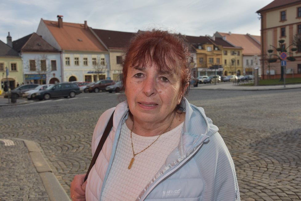 Jiřina Koubková (77) bydlí v Sušici celý život a o vyobrazení na reliéfu také neměla ani tušení.