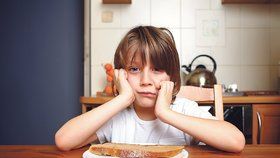 8,9 % českých dětí je z rodin, které mají problémy s dostatkem jídla (ilustrační foto).