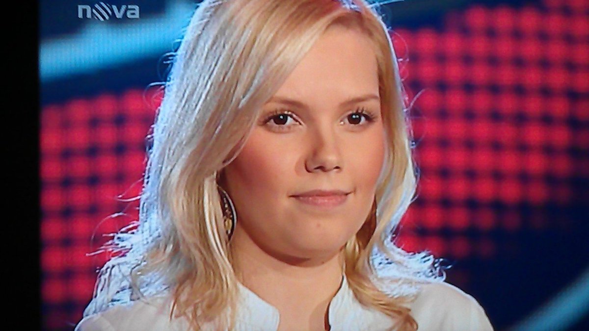 Karolina Ruppert GALERIE: Karolina Ruppert v Hlasu: Nikdo o ni nestál! | FOTO 1 ...