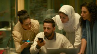 Tunisanka Kaouther Ben Hania v srdceryvném dramatu Hlas Hind Radžab rekonstruuje záchrannou akci v Gaze Tunisanka Kaouther Ben Hania v srdceryvném dramatu Hlas Hind Radžab rekonstruuje záchrannou akci v Gaze