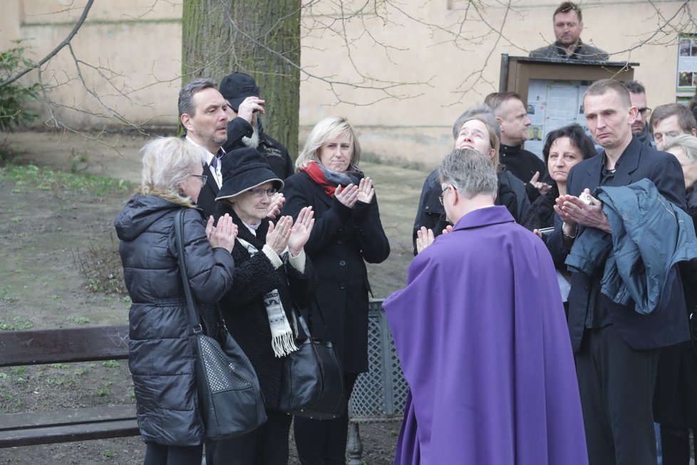 Poslední rozloučení s Robertem Hlavatým