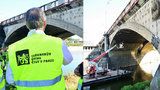 VIDEO: Odborníci zkoumají stav Hlávkova mostu. Jaký vliv bude mít zásah na dopravu?