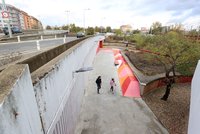 Dobrá zpráva pro řidiče: Hlávkův most se kvůli rekonstrukci zavírat nebude. Začít by měla za 2 roky