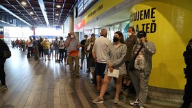 Otevření očkovacího centra na hlavním nádraží (12. 7. 2021)