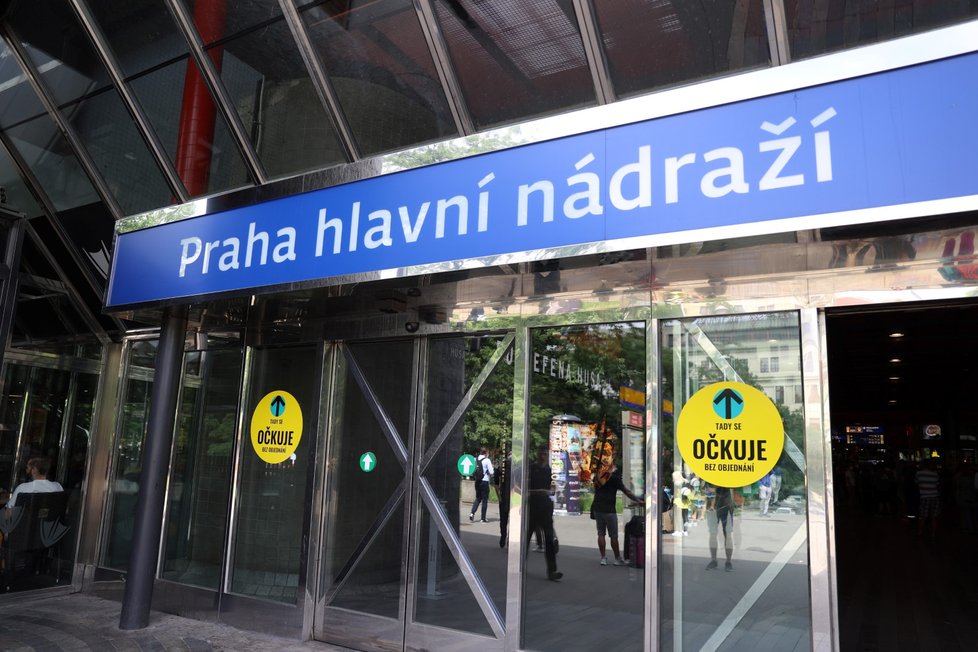 Otevření očkovacího centra na hlavním nádraží (12. 7. 2021)