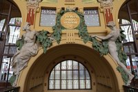 Největší secesní památka: Obnova Fantovy budovy hlavního nádraží finišuje, ukrývá umělecké skvosty
