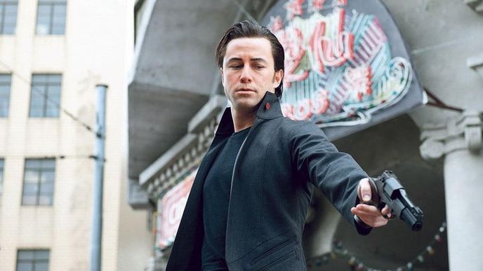 Hlavní role v netradiční sci-fi Looper se ujal talentovaný Joseph Gordon-Levitt