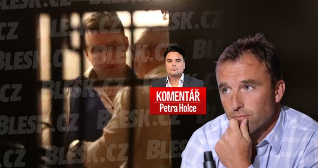 Komentář: Na mejdanu u Bendy všichni strašně makali. Hniličku to stojí 50 tisíc a mandát 