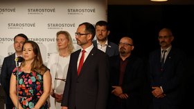 Mimořádný sněm hnutí STAN: Nově zvolené vedení. Fotograf: Robert Klejch