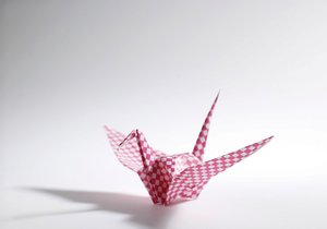 Origami jeřáb: Vyrobte si symbol dlouhověkosti
