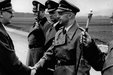 Tajemství NSDAP: Hitler chtěl, aby na něj ženy močily, Goebbels o to přišel s…