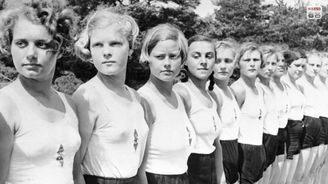 Nacistická líheň na árijské děti. Důstojníci SS oplodňovali německé dívky na hradě podle přísného rozvrhu