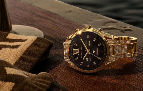 Kvalita a design – módní hodinky Michael Kors a Guess