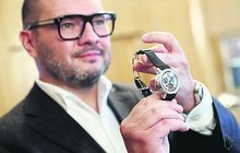 Český sběratel koupil hodinky za 45 milionů