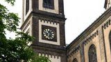 Desítky věžních hodin v Praze rozmontují a dají do pucu. Uliční hodiny zas čeká modernizace