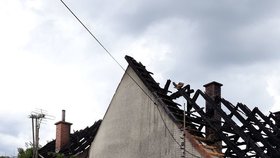 V Jílovém u Hodkovic nad Mohelkou hořel rodinný dům. Město vyhlásilo sbírku na podporu jeho obyvatel.
