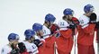 Zklamaní čeští hráči po čtvrtfinálové porážce s USA