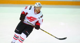 Skvělí Češi v KHL. Erat rozhodl o výhře Omsku, pálil i Sobotka