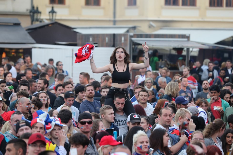 Češi fandili hokeji na Staroměstském náměstí v Praze