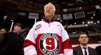 Hokej smutní! Legendární Kanaďan Gordie Howe zemřel ve věku 88 let