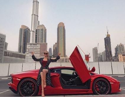 Jaškinova holka je z Lamborghini vyřízená.