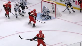Fantastický Vejmelka vynuloval Anaheim, v NHL si připsal sedmé čisté konto Fantastický Vejmelka vynuloval Anaheim, v NHL si připsal sedmé čisté konto