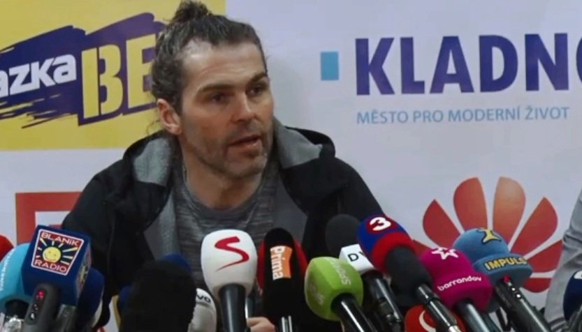 Jaromír Jágr na první tiskové konferenci po návratu do Kladna