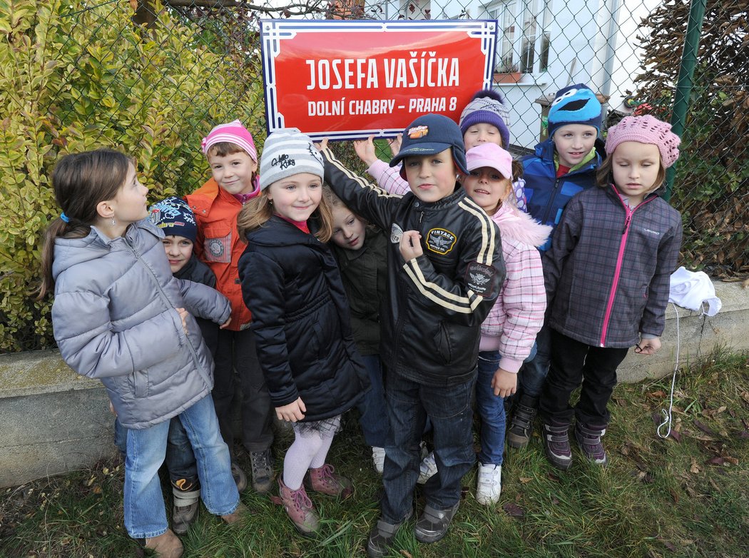 Na pražské mapě přibyla ulice Josefa Vašíčka.