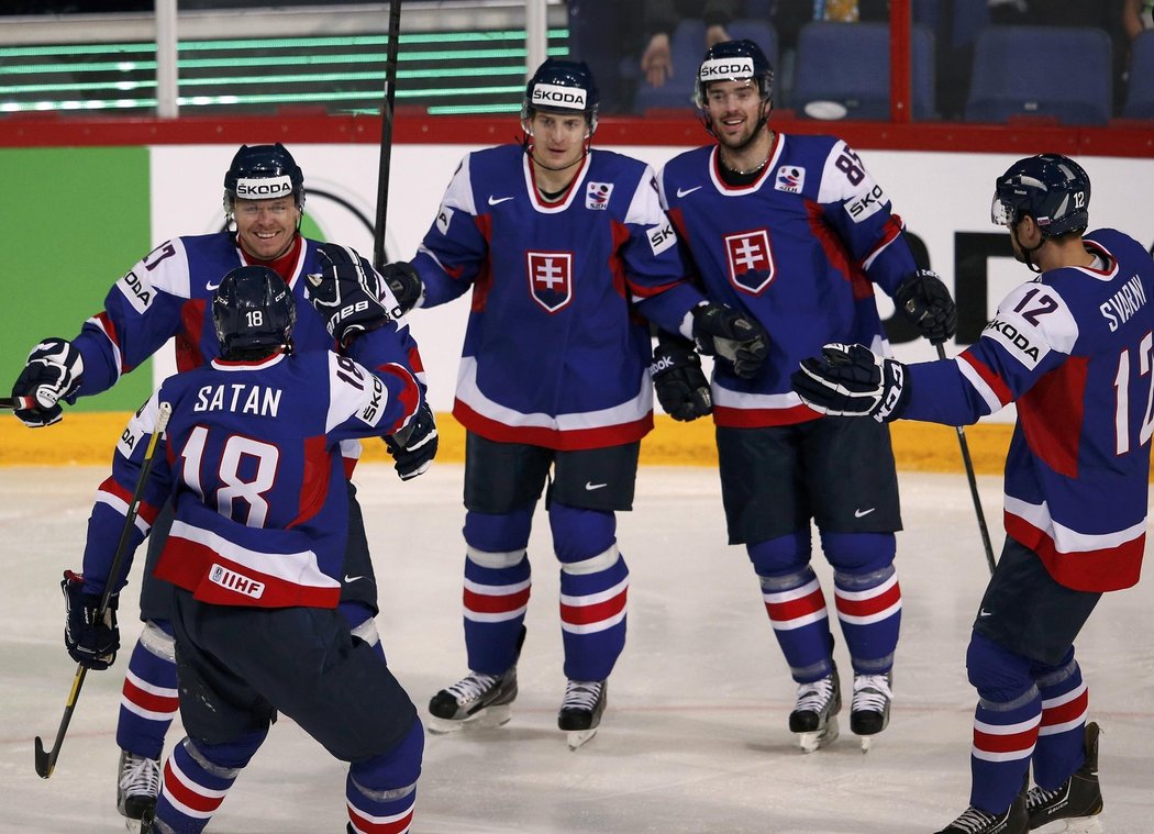 Slovenští hokejisté si vypracovali rychle dvoubrankový náskok