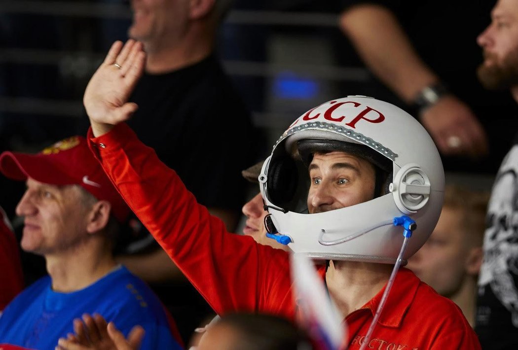 Ruský kosmonaut může mít radost. Jeho tým je v semifinále MS.