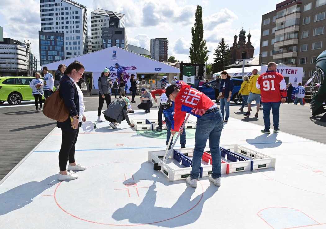 Čeští fanoušci v Tampere před čtvrtfinále proti USA