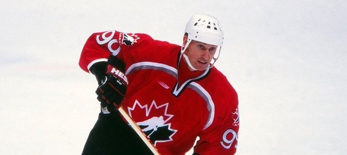 Nejslavnější hokejista historie Wayne Gretzky se dočkal v Naganu velké pozornosti