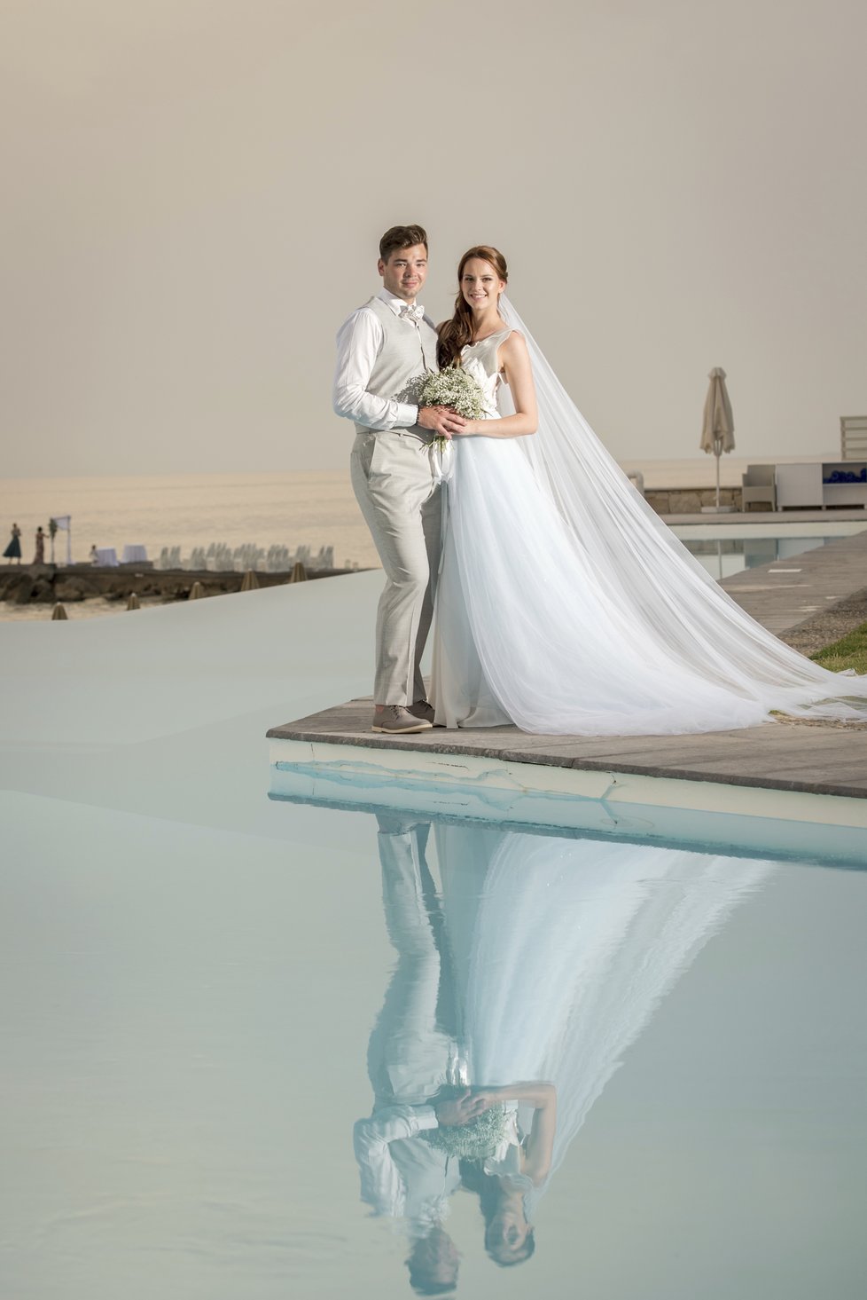 Krásní novomanželé Michal s Karolínou si užili svatbu na Krétě.