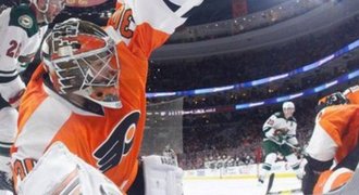 Krása základní části. V TOP 10 nejhezčích akcí NHL nechybí Neuvirth