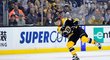 David Pastrňák stále čeká na dohodu s Bruins