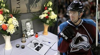 Vpichy po heroinu, sebevražda? I po roce se řeší nejasná smrt hokejisty Svatoše (†34)!